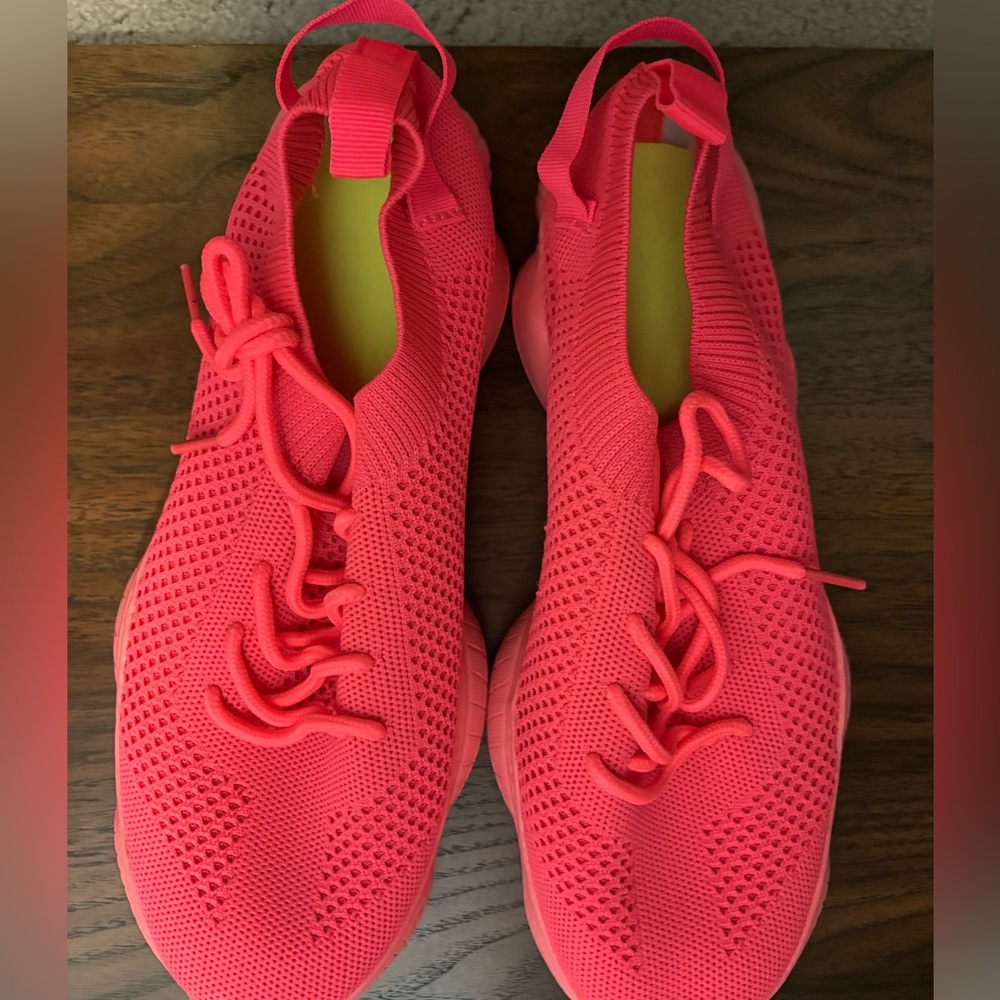 146- new coral size 10 sneakers